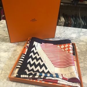 Hermès 90cm Promenade Au Faubourg scarf
